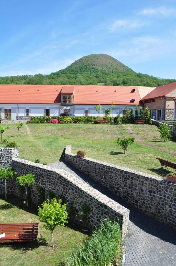 Oblik Resort Louny Exterior photo