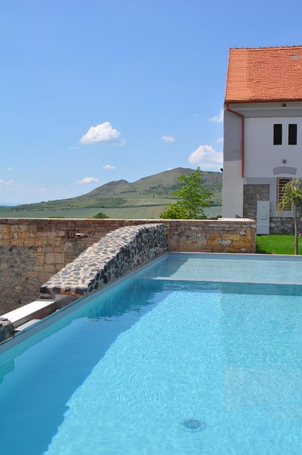 Oblik Resort Louny Exterior photo