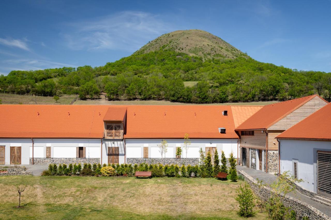 Oblik Resort Louny Exterior photo