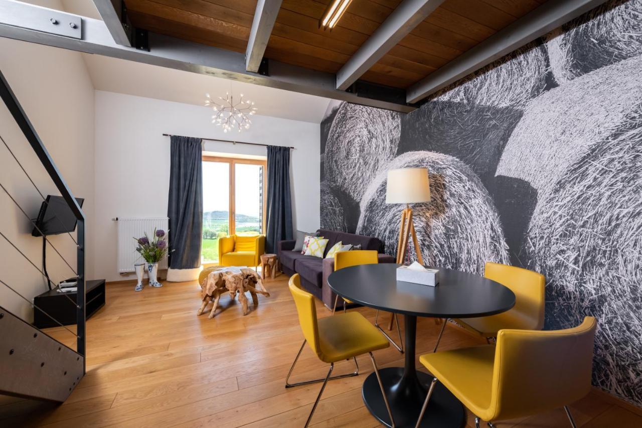 Oblik Resort Louny Exterior photo